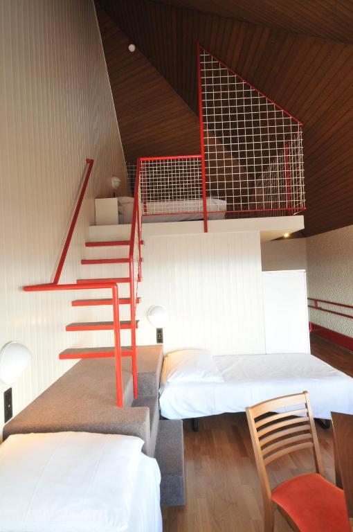 Hotel Twannberg Neuchâtel Rom bilde